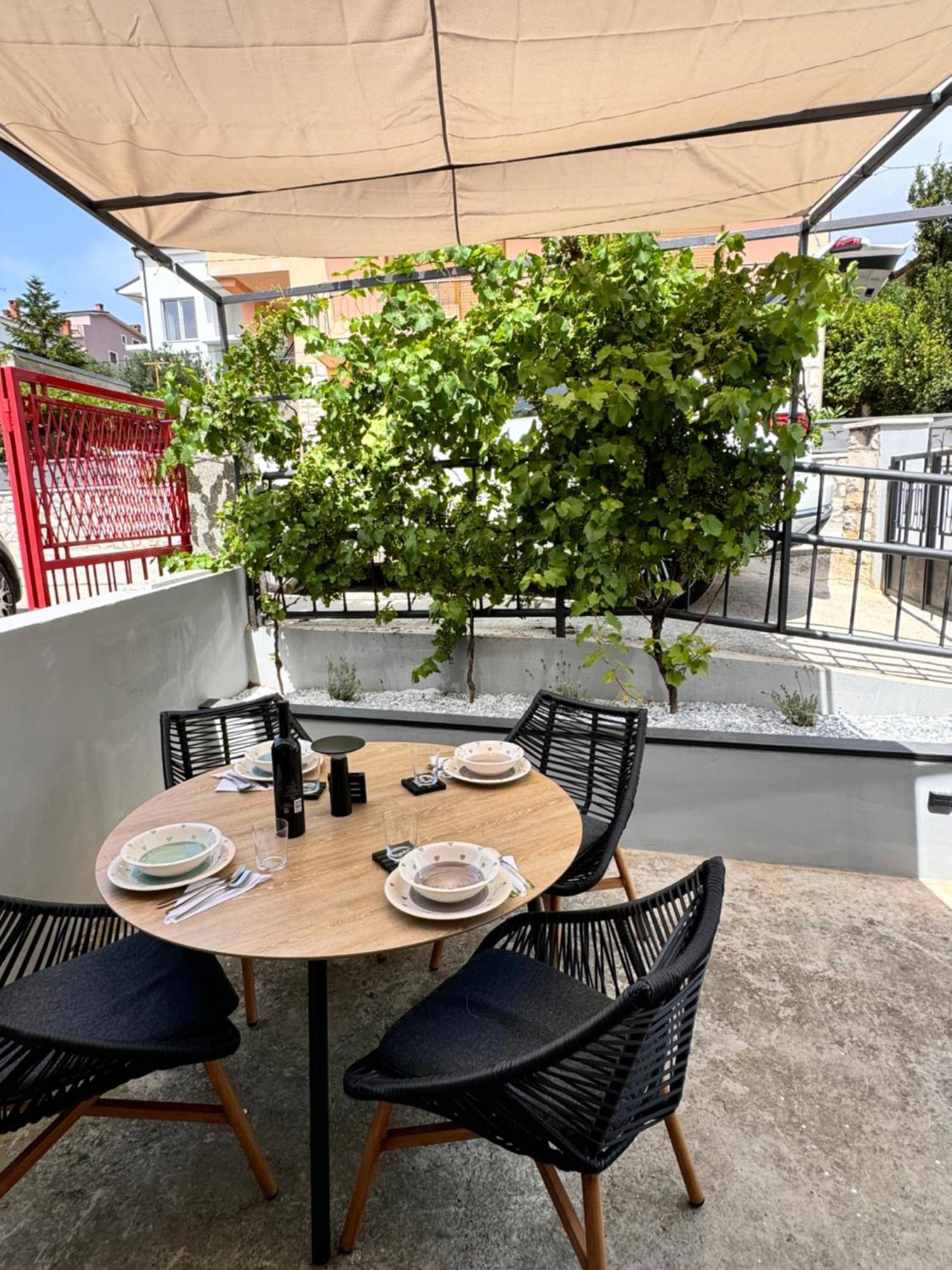 Noa Apartment *